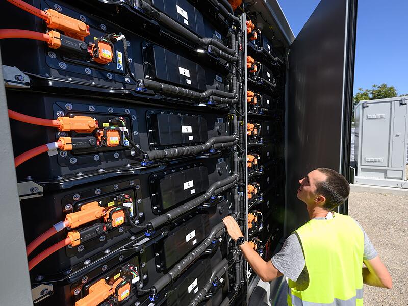 Batteriespeicher geht in Betrieb
