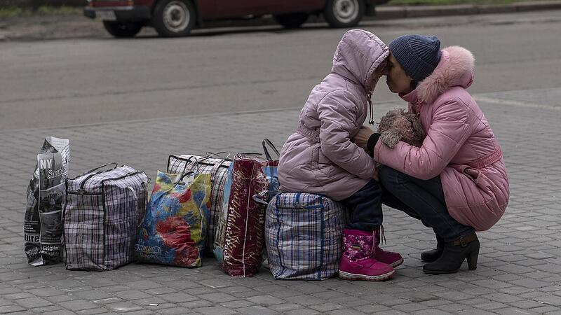 Viele Familien mit Kindern mussten ihr Heimatland verlassen: Die Zahl der ukrainischen Kriegsflüchtlinge in Deutschland steigt.Forchheim & Fränkische Schweiz Viele Familien mit Kindern mussten ihr Heimatland verlassen: Die Zahl der ukrainischen Kriegsflüchtlinge in Deutschland steigt.Forchheim & Fränkische Schweiz