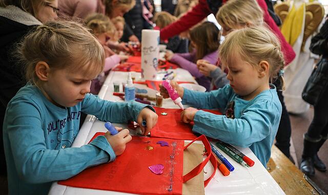 Forchheim; Himmelswerkstatt und Weihnachtsmarkt; Foto: Barbara HerbstHimmelswerkstatt Archiv Forchheim; Himmelswerkstatt und Weihnachtsmarkt; Foto: Barbara HerbstHimmelswerkstatt Archiv