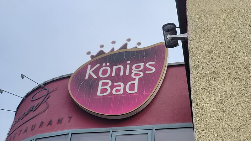 Uneingeschr&auml;nkte Video&uuml;berwachung im K&ouml;nigsbad? Die Hausordnung des K&ouml;nigsbads wirft Fragen auf.