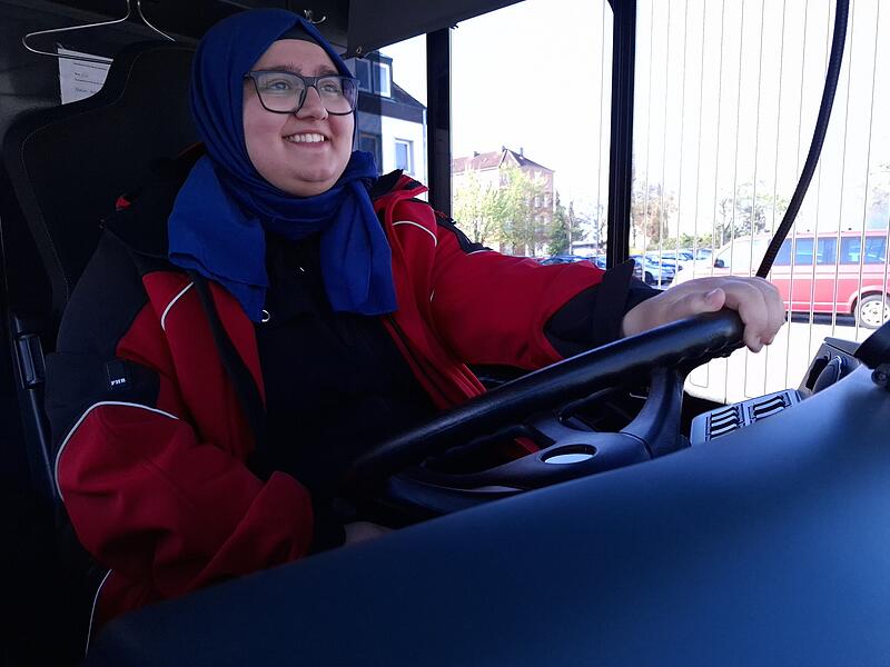 Busfahrerin Tugce San Halil