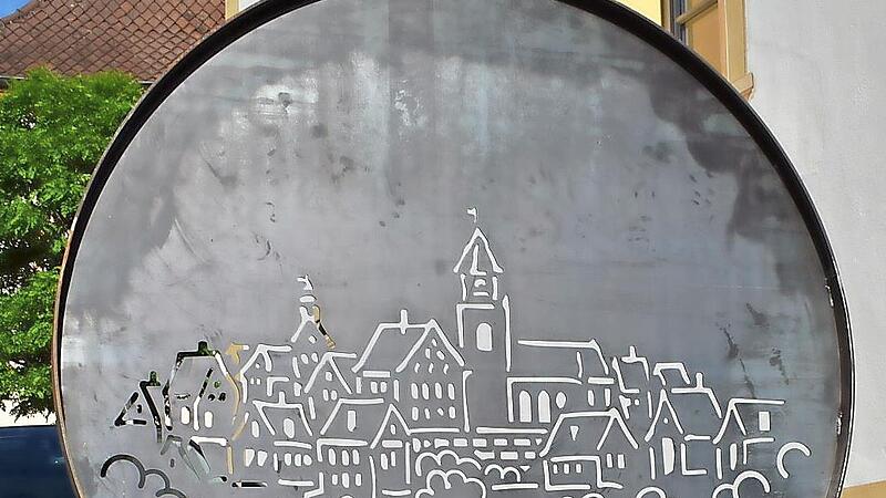 Eine Erinnerung an das Doppeljubil&auml;um ist diese Silhouette.