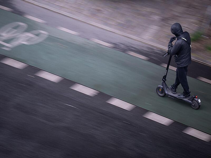 E-Scooter-Unfall mit Fahrerflucht in Bamberg E-Scooter-Unfall mit Fahrerflucht in Bamberg