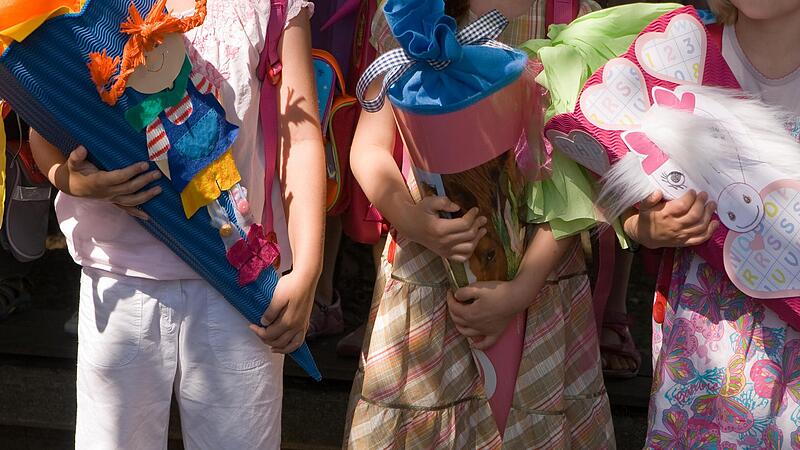Am Dienstag beginnt die Schulzeit für 906 Erstklässlerinnen und Erstklässer im Landkreis Bad Kissingen. Am Dienstag beginnt die Schulzeit für 906 Erstklässlerinnen und Erstklässer im Landkreis Bad Kissingen.