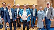 Die Ehrung für den Landkreis Forchheim (v. l.): Mattias Dotzler (Regierung von Oberfranken), Klaus Reininger (Regierung von Oberfranken), Willi Maier (Vorsitzender Prüfungsausschuss), Leonie Stadter, Holger Heilingloh (Vorsitzender Prüfungsausschu...