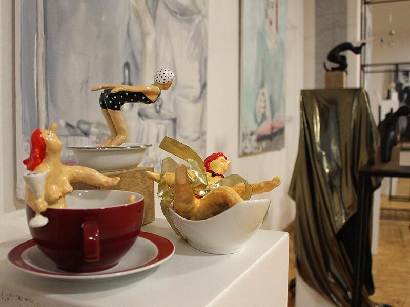 Ausstellung von Jochen Vollmond und Ullrich Zuehlke im Pop-Up Store Kreativ-Sinn in der Ludwigstra&szlig;e in Bad Br&uuml;ckenau.