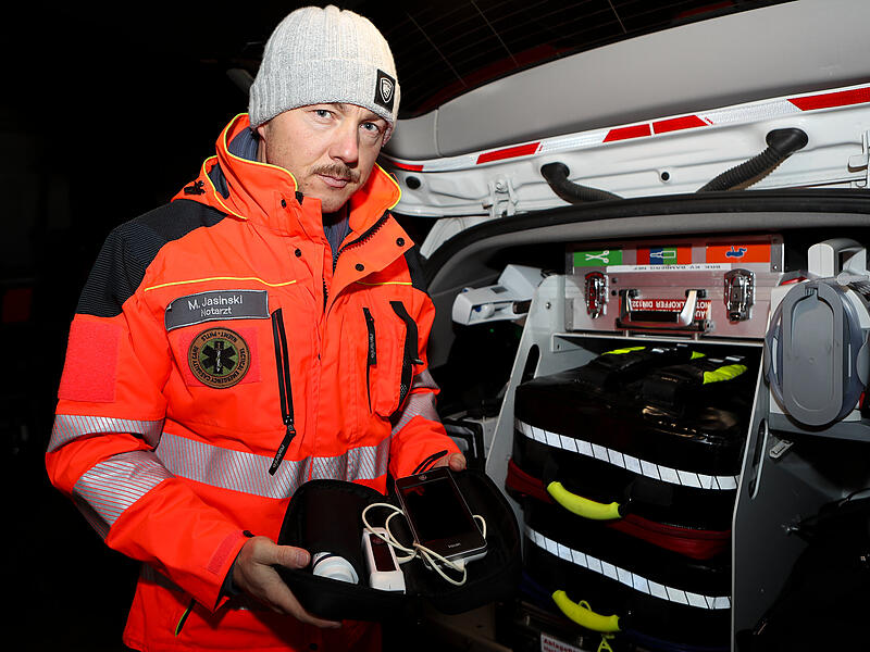 Verein für Notfallmedizin Bamberg braucht mobiles UltraschallgerätVerein für Notfallmedizin Bamberg braucht mobiles Ultraschallgerät Verein für Notfallmedizin Bamberg braucht mobiles UltraschallgerätVerein für Notfallmedizin Bamberg braucht mobiles Ultraschallgerät