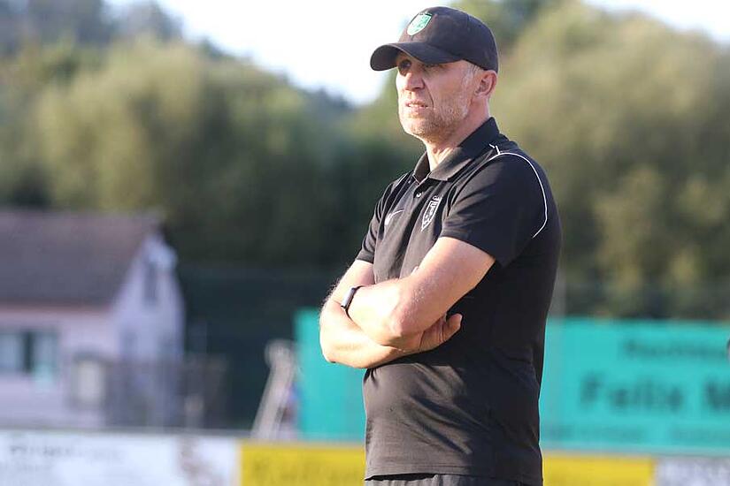 Seit siebeneinhalb Jahren an der Seitenlinie in Neukenroth: Thomas Lipfert. Im Sommer ist für den 54-Jährigen aber Schluss.