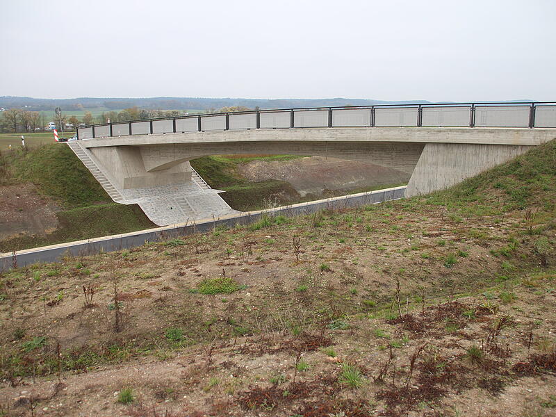 Neue Trasse der Staatsstraße 2205 zwischen Coburg und Wiesenfeld