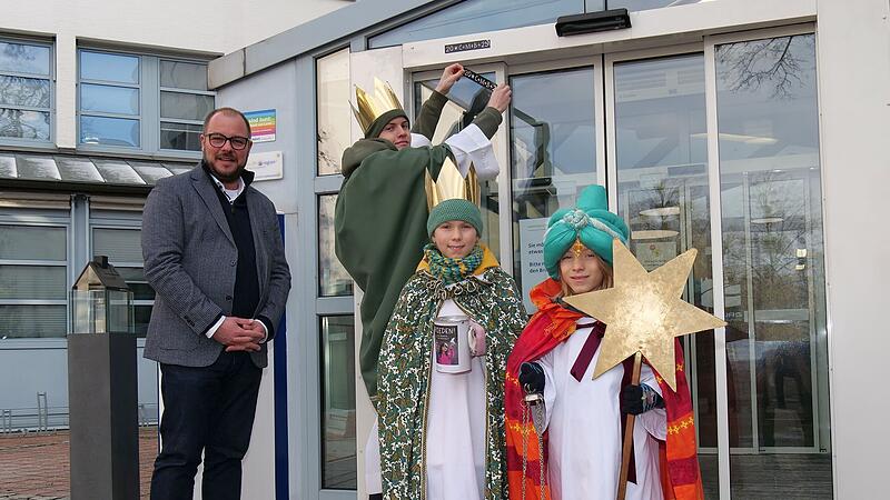 Sternensinger beim Coburger Landratsamt