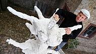Ist sie die Schönste im ganzen Land? Mit seiner recht eigenwilligen Interpretation der Märchengestalt Schneewittchen sorgte der Künstler Peter Wittstadt für einiges Aufsehen.