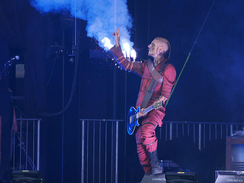 Die Rammstein-Tribute-Band live auf dem Gel&auml;nde der KulturfabrikStahlzeit am 18. Juni in Cortendorf
