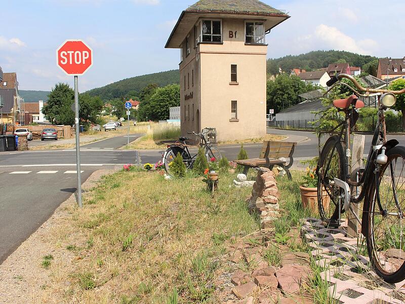 Der Rh&ouml;nexpress-Radweg f&uuml;hrt auch durch Bad Br&uuml;ckenau.