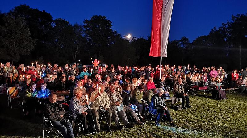 Die Vigilfeier auf dem Maria Ehrenberg am 14. August ist immer ein besonders stimmungsvolles Erlebnis.