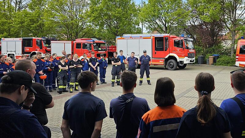 24 Stunden waren die Jugendfeuerwehrler der Stadt Bad Kissingen bei einer Übung im Einsatz. 24 Stunden waren die Jugendfeuerwehrler der Stadt Bad Kissingen bei einer Übung im Einsatz.