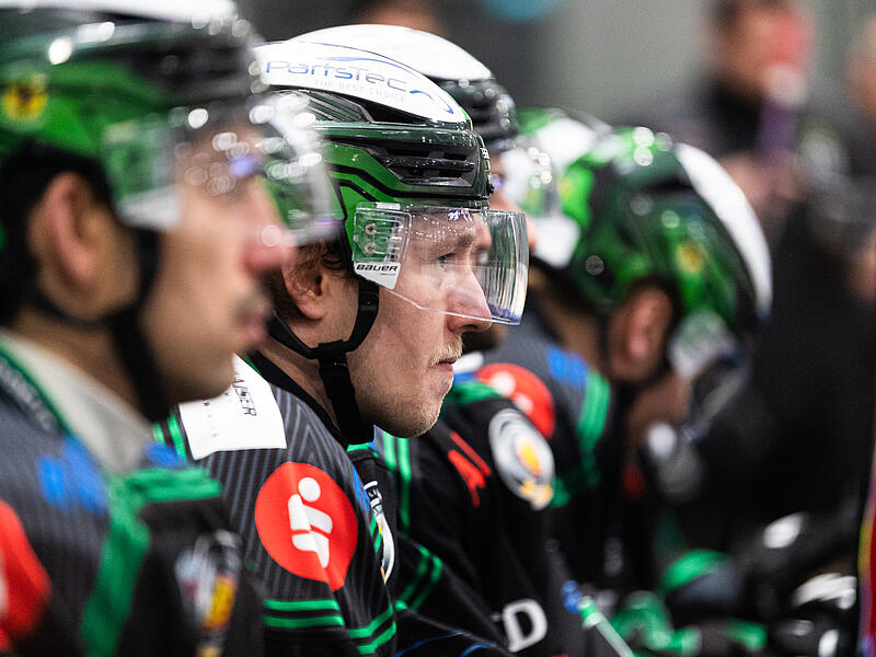 Leon Dalldush rauschte mit der Schlusssirene vom Eis, die Alligators &auml;rgerten sich. Spiel 1 gegen F&uuml;ssen m&uuml;ssen sie nicht verlieren, stehen nur mit dem R&uuml;cken zur Wand.