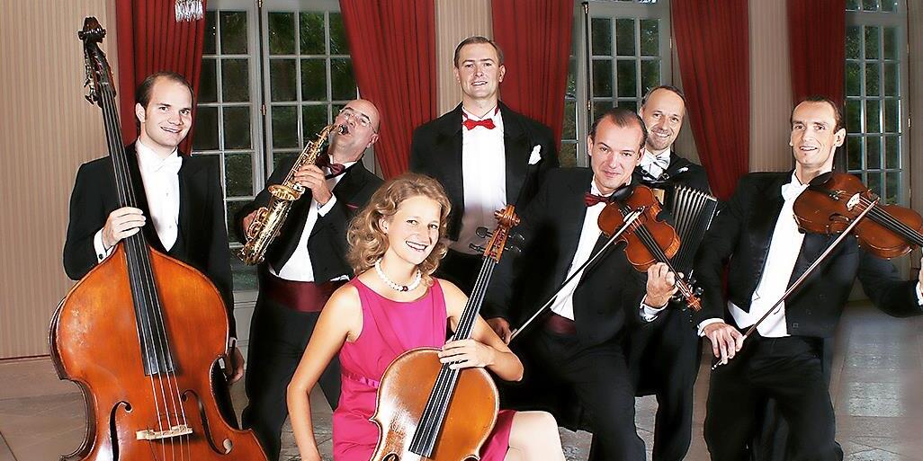 Das S&uuml;ddeutsche Salonorchester spielt auf