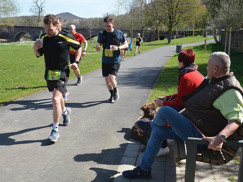 Bilderstrecke vom Saaletal-Marathon in RamsthalSaaletal-Marathon in Ramsthal