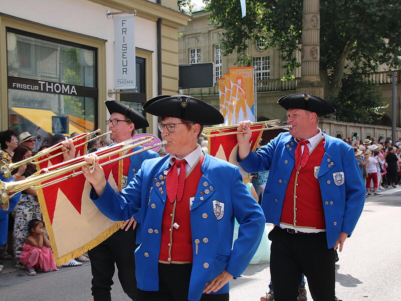 Spielmanns- und Fanfarenzug GrafenrheinfeldDas war der Rakoczy-Festzug 2024 in Bildern