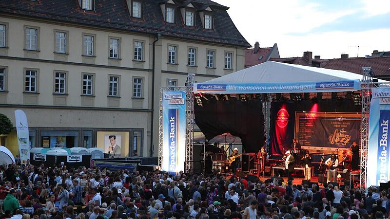 2019 fand das Blues- und Jazzfestival zum letzten Mal statt. Tausende feierten ausgelassen auf dem Maxplatz.