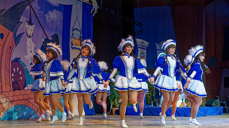 Die Prinzengarde der Brucker Ga&szlig;henker begeisterte in Erlangen mit &bdquo;Die Waggali&ldquo;.