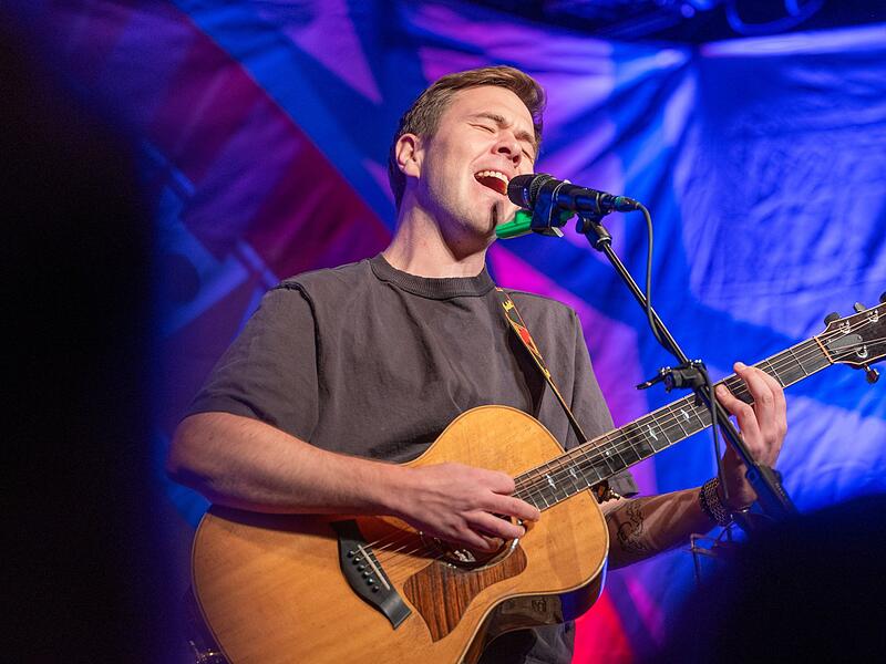 Konzert: Sänger Oimara
