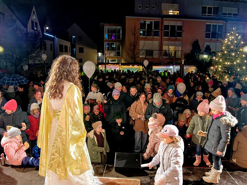 Weihnachtsmarkt in BurgebrachWeihnachtsmarkt in Burgebrach