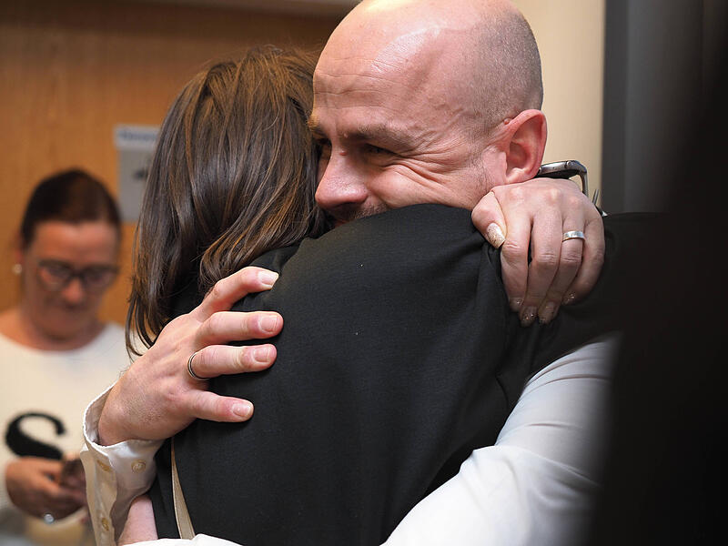 Stichwahl in Ebersdorf: Tom Schulthei&szlig; ist neue B&uuml;rgermeister