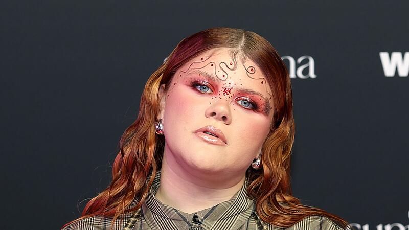 Sängerin Loi Sängerin Loi