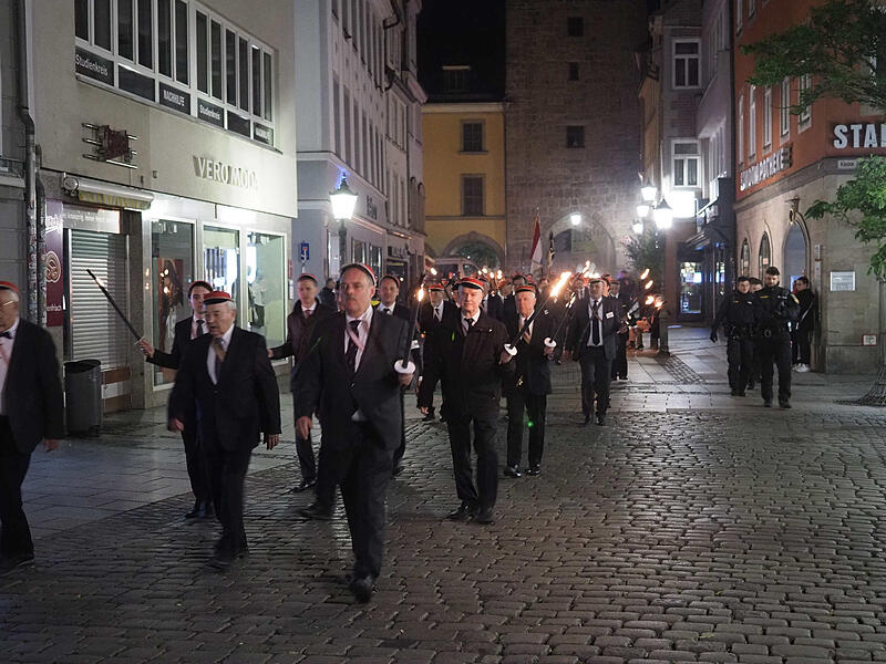 Pfingstkongress 2025: Fackelzug des Coburger Convents