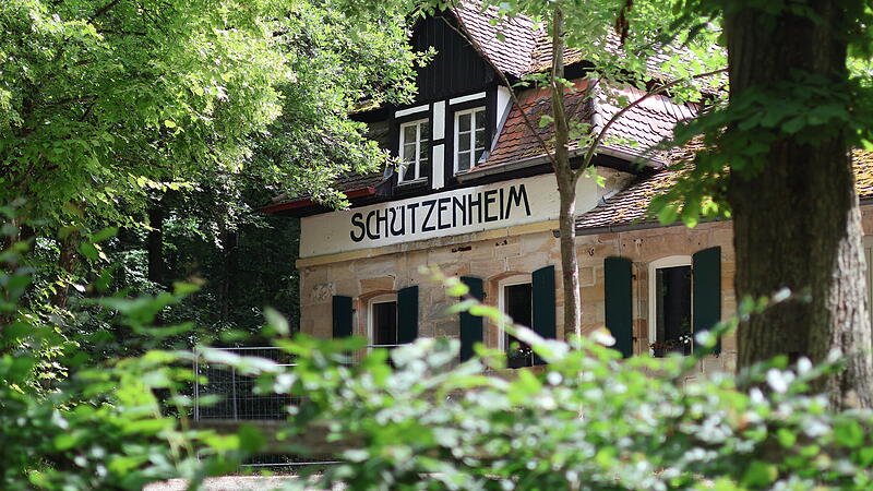 Schützenheim und Schützenkeller Forchheim: Annafest-Wirt steht festForchheim & Fränkische Schweiz Schützenkeller und Schützenheim gehören der Hauptschützengesellschaft Forchheim. Nun ist klar, wer den Keller zum Annafest bewirtet.