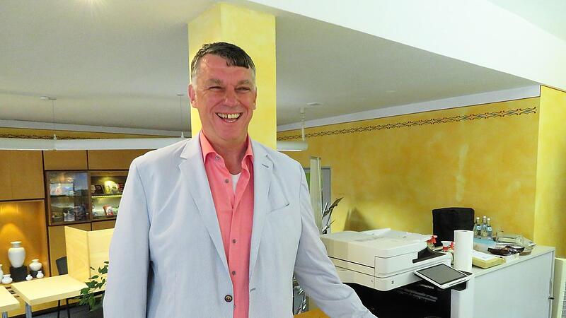 Hans Josef Stich bei der Stimmabgabe.