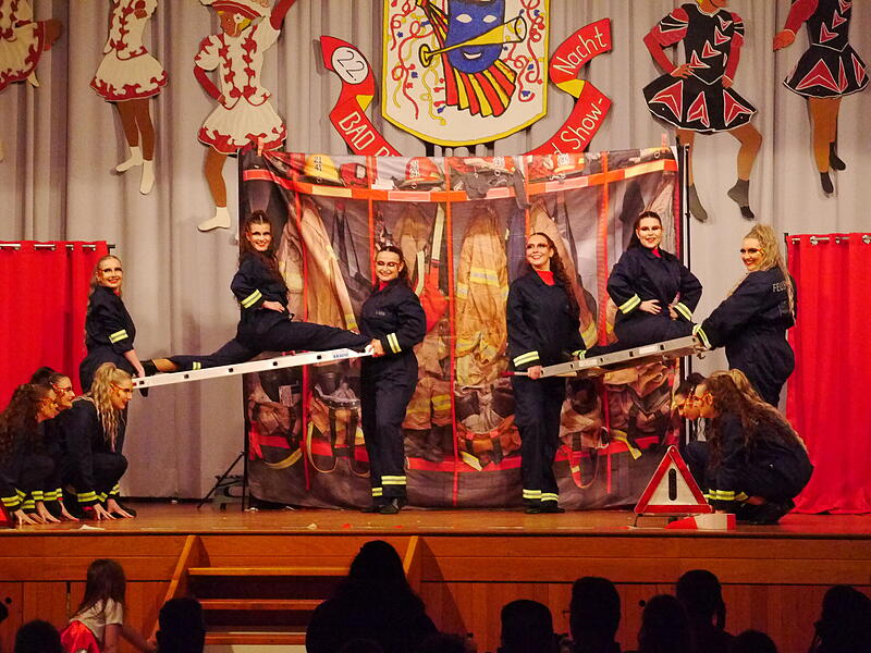 Feuer und Flamme war die Showtanzgruppe aus Obersinn