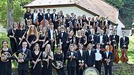 Unser Bild zeigt das Bezirksjugendsinfonieorchester aus dem Jahr 2018. In diesem Jahr sind vor allem Violine (1. Stimme), Bratsche, Kontrabass sowie Fagott gefragt.