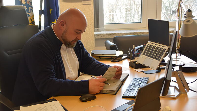 Besuch beim Bundestagsabgeordneten Jonas Geissler (CSU)Besuch beim Bundestagsabgeordneten Jonas Geissler (CSU) Besuch beim Bundestagsabgeordneten Jonas Geissler (CSU)Besuch beim Bundestagsabgeordneten Jonas Geissler (CSU)