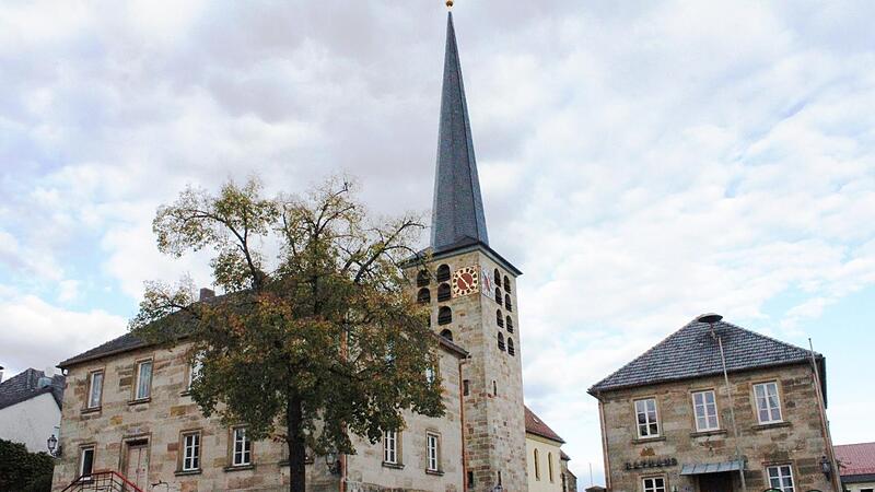 Nochmals versch&ouml;nt werden soll bei der Sanierung der Marktplatz in Marktgraitz.