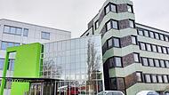 Benzstraße 9 in Bamberg-Nord: In zwei der vier Gebäudeteile mit einer Gesamtfläche von 8540 Quadratmetern sollen im Fall einer akuten Notsituation bis zu 200 Geflüchtete untergebracht werden können.