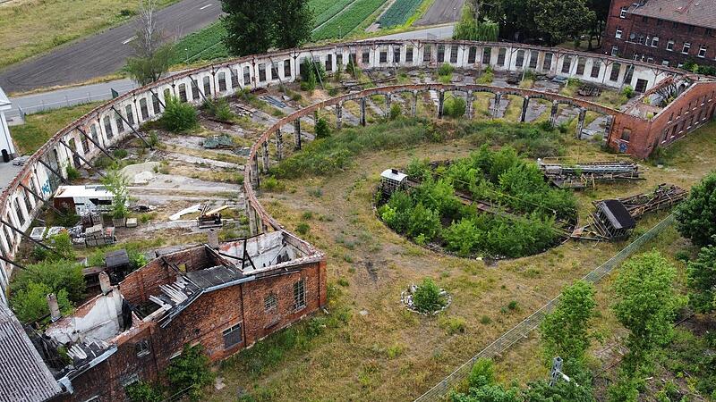 Der n&ouml;rdliche Lokschuppen bietet viel Raum f&uuml;r Ideen.
