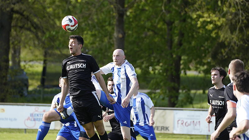 Obenauf: Der SV Heilgersdorf (hier beim Aufeinandertreffen im April) setzte sich im Kerwa-Heimspiel gegen den TSV Gestungshausen durch.