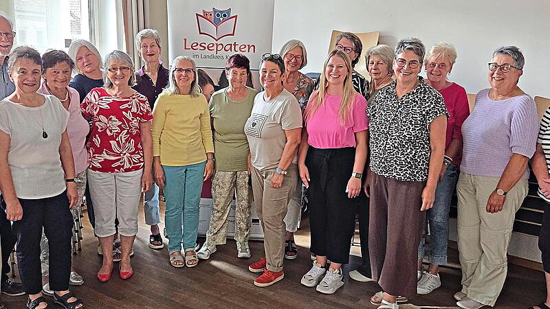 Das Lesepaten-Team beim Austauschtreffen in Kronach. Kobe Kronach Das Lesepaten-Team beim Austauschtreffen in Kronach. Kobe Kronach