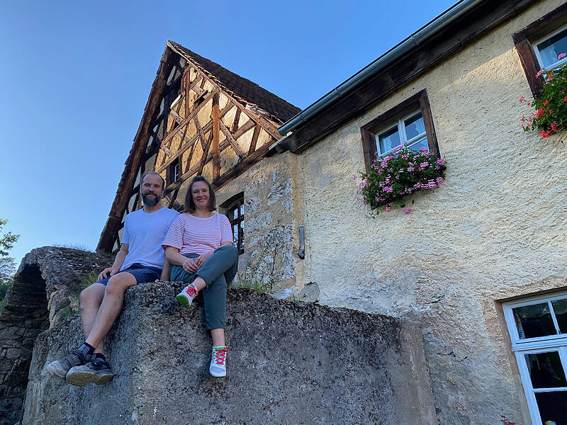 Florian und Nicole Lipfert sanieren die alte Mühle in Rüssenbach in der Fränkischen Schweiz.