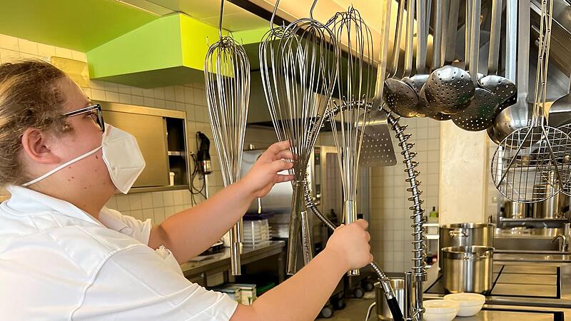 Seit über einem Jahr arbeitet Sarah Mester in der Küche des Awo-Sozialzentrums. Seit über einem Jahr arbeitet Sarah Mester in der Küche des Awo-Sozialzentrums.