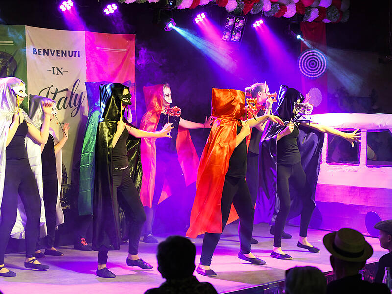 Pfarreifasching Knetzgau 2026: Bella Italia im Pfarrsaal