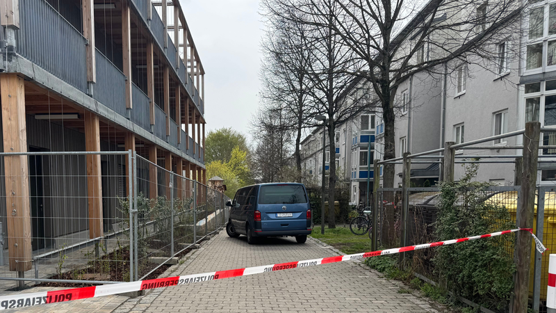 Ein 63-j&auml;hriger Mann ist am Montagmittag, 13. April, in Erlangen gestorben. Die Polizei ermittelt wegen eines T&ouml;tungsdelikts.