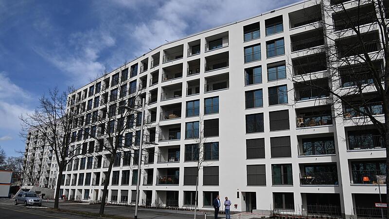 In den gro&szlig;en Wohnkomplex am Kunigundendamm ist mittlerweile Leben eingezogen.