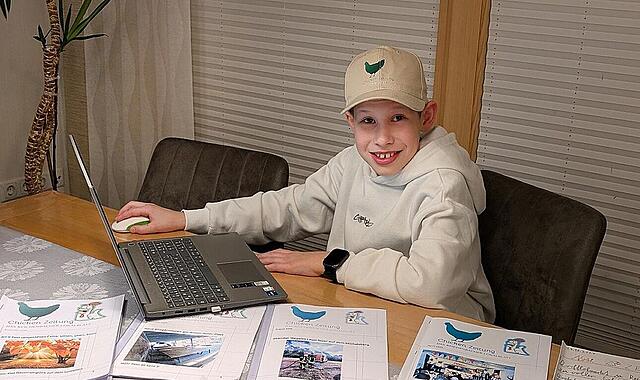 Leander Nöth als junger Reporter und Verleger bei der Arbeit. Leander Nöth als junger Reporter und Verleger bei der Arbeit.