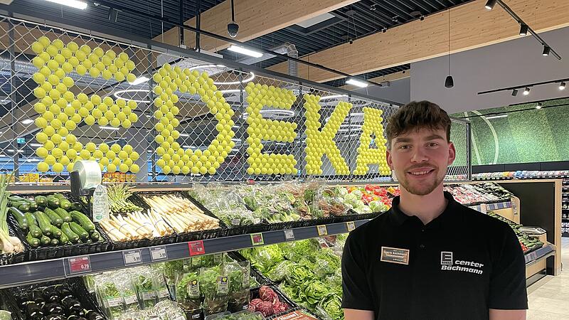 Cedrik B&auml;chmann leitet die neue Edeka-Filiale in Herzogenaurach mit rund 50 Mitarbeitenden als Gesch&auml;ftsf&uuml;hrer.