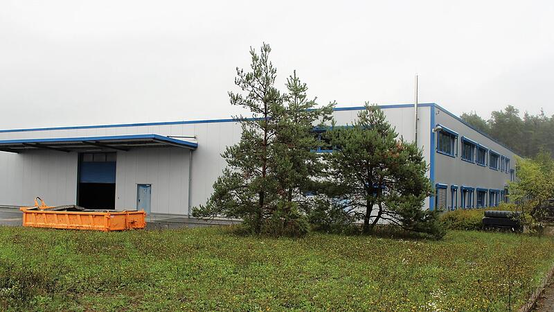 Im n&auml;chsten Jahr sollen an der neuen Betriebsst&auml;tte im Gewerbegebiet Limbach die Maschinen und &Ouml;fen anlaufen.