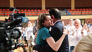 Emmi Zeulner gratuliert Martin Schöffel