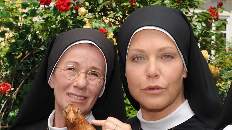 Karin Gregorek und Janina Hartwig
